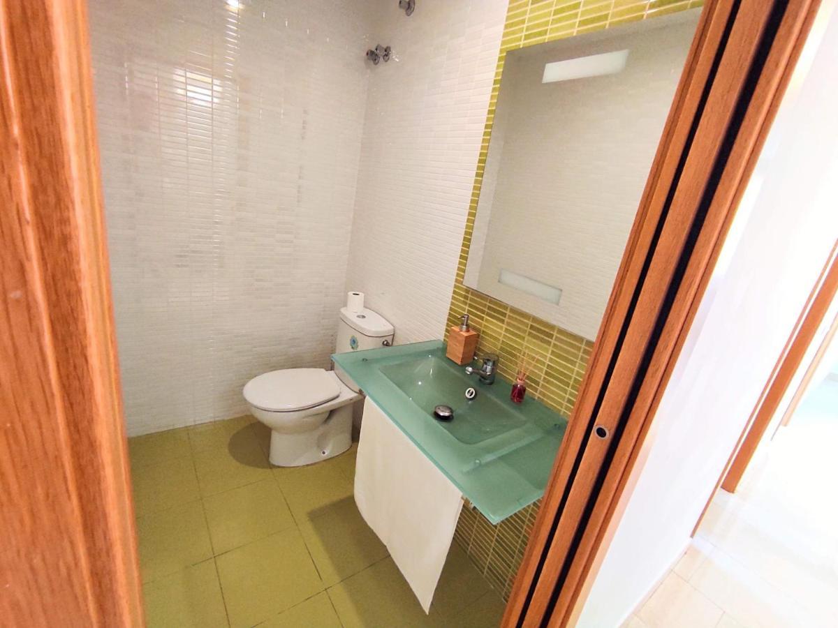 Manuela Nogales Apartments! マラガ エクステリア 写真