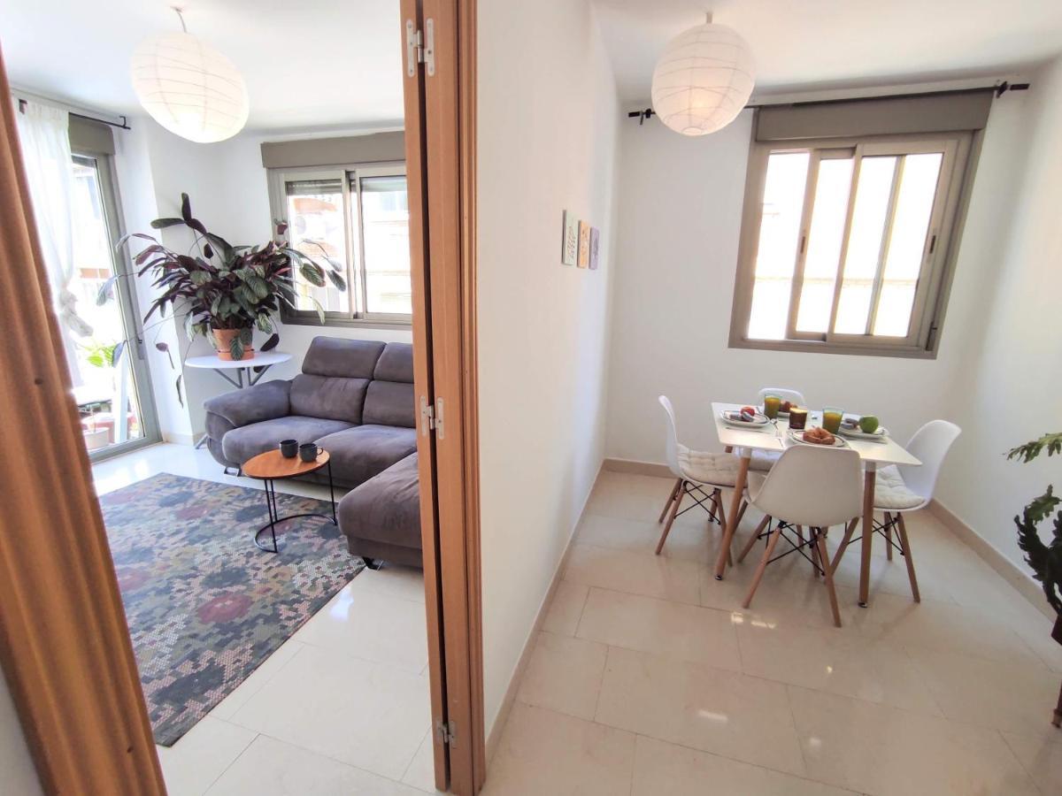 Manuela Nogales Apartments! マラガ エクステリア 写真