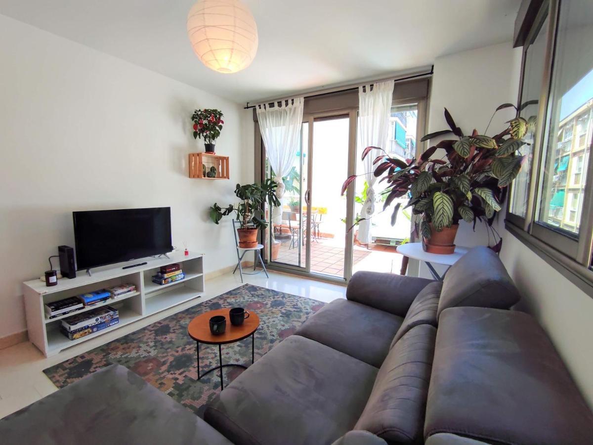 Manuela Nogales Apartments! マラガ エクステリア 写真